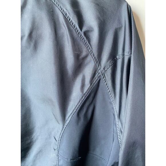 Under Armour Women's Black Zip Up Jacket- Size Small - Picture 4 of 8